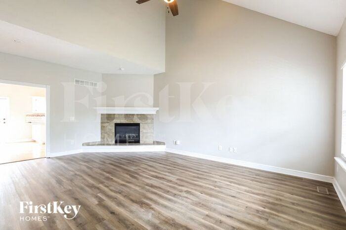 800 Red Maple Dr - Photo 3 of 15