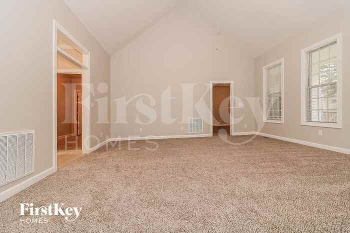 218 Sweetbriar Ct - Photo 3 of 15