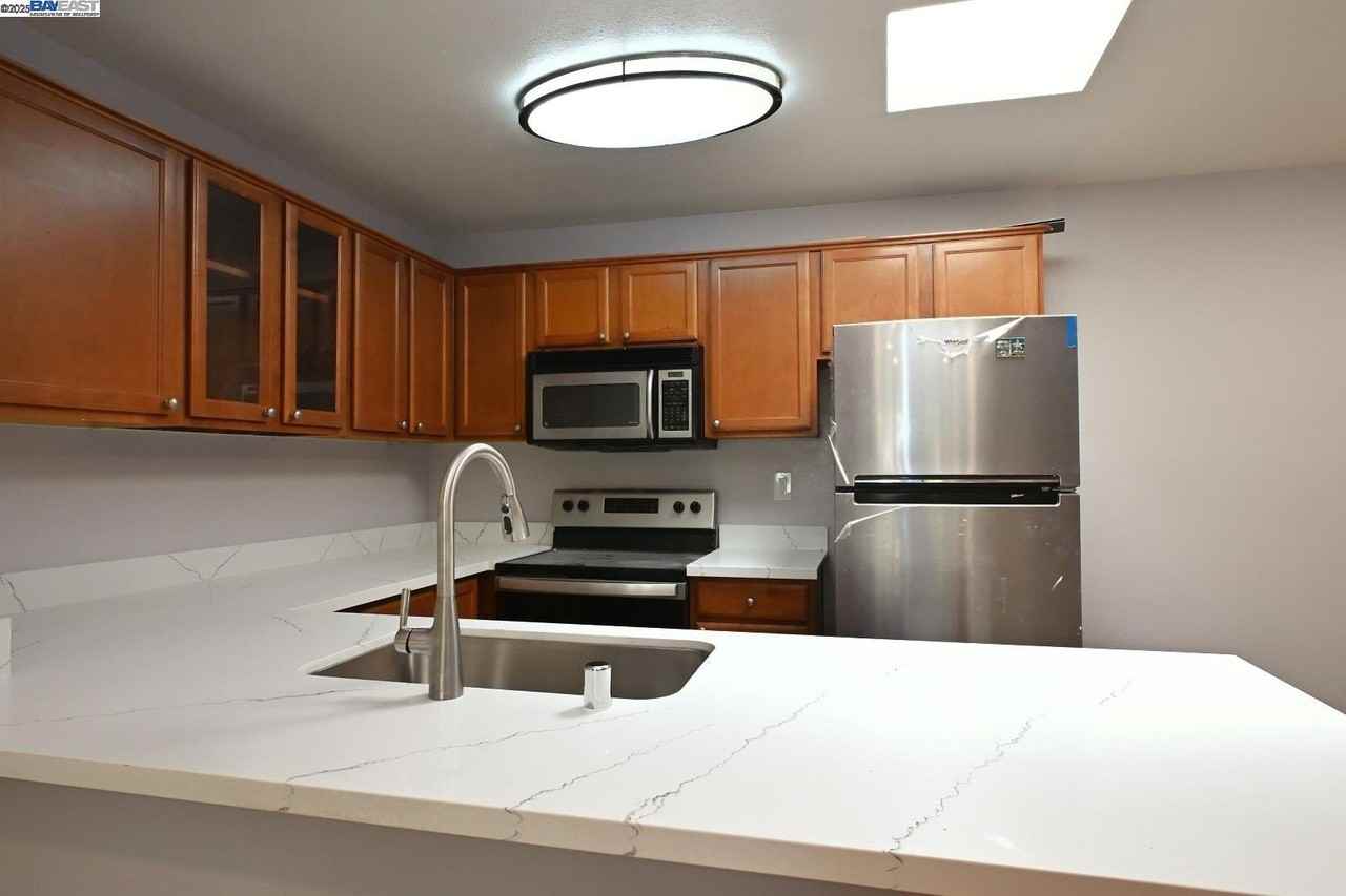 420 Dempsey Road - Photo 4 of 31