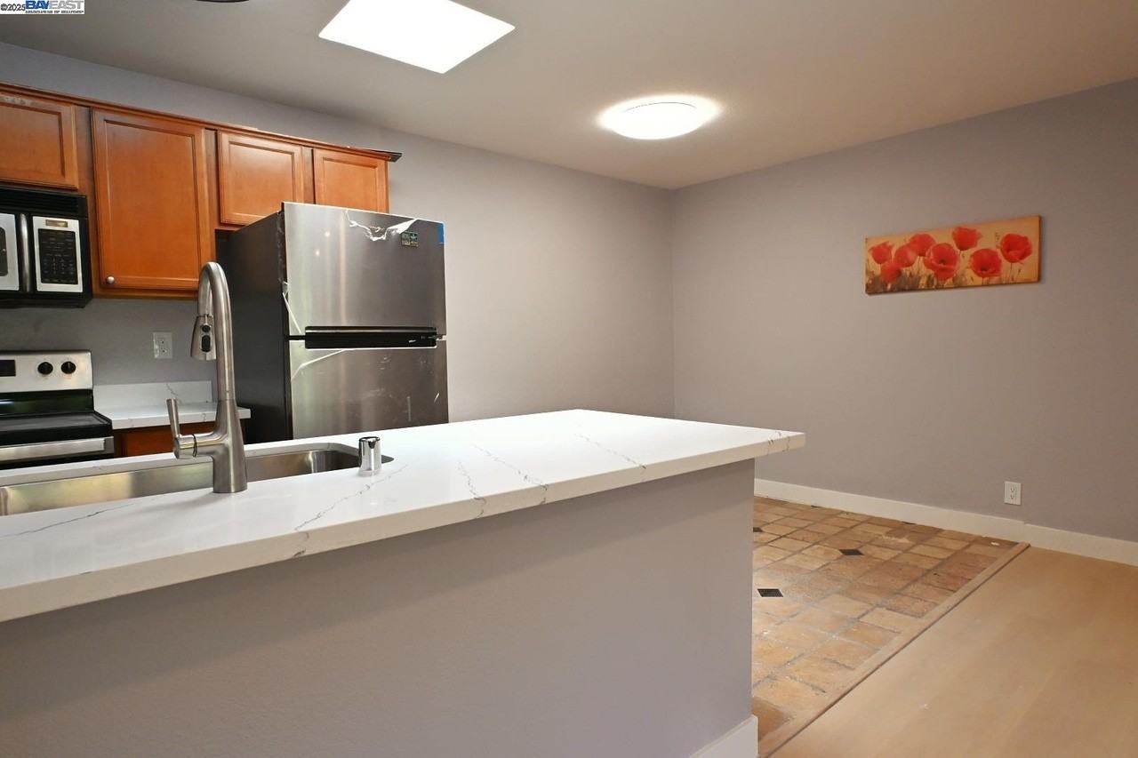 420 Dempsey Road - Photo 5 of 31