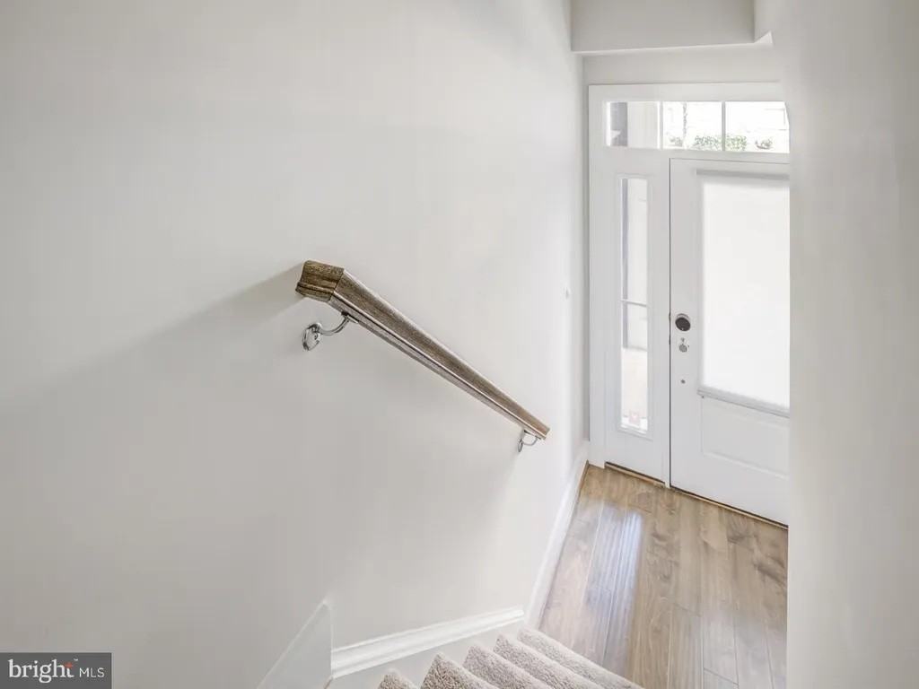 1336 South Quinn Street - Photo 3 of 27