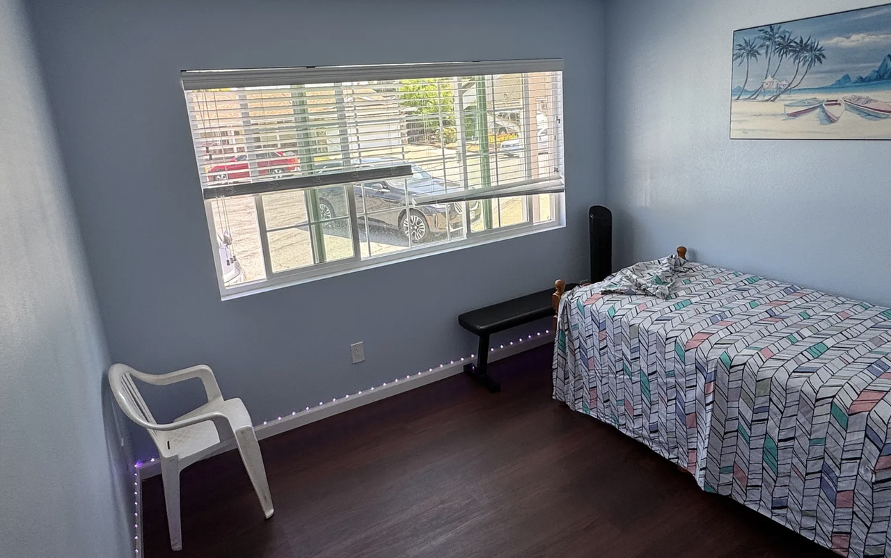 34251 Auckland Pl #NA - Photo 3 of 7