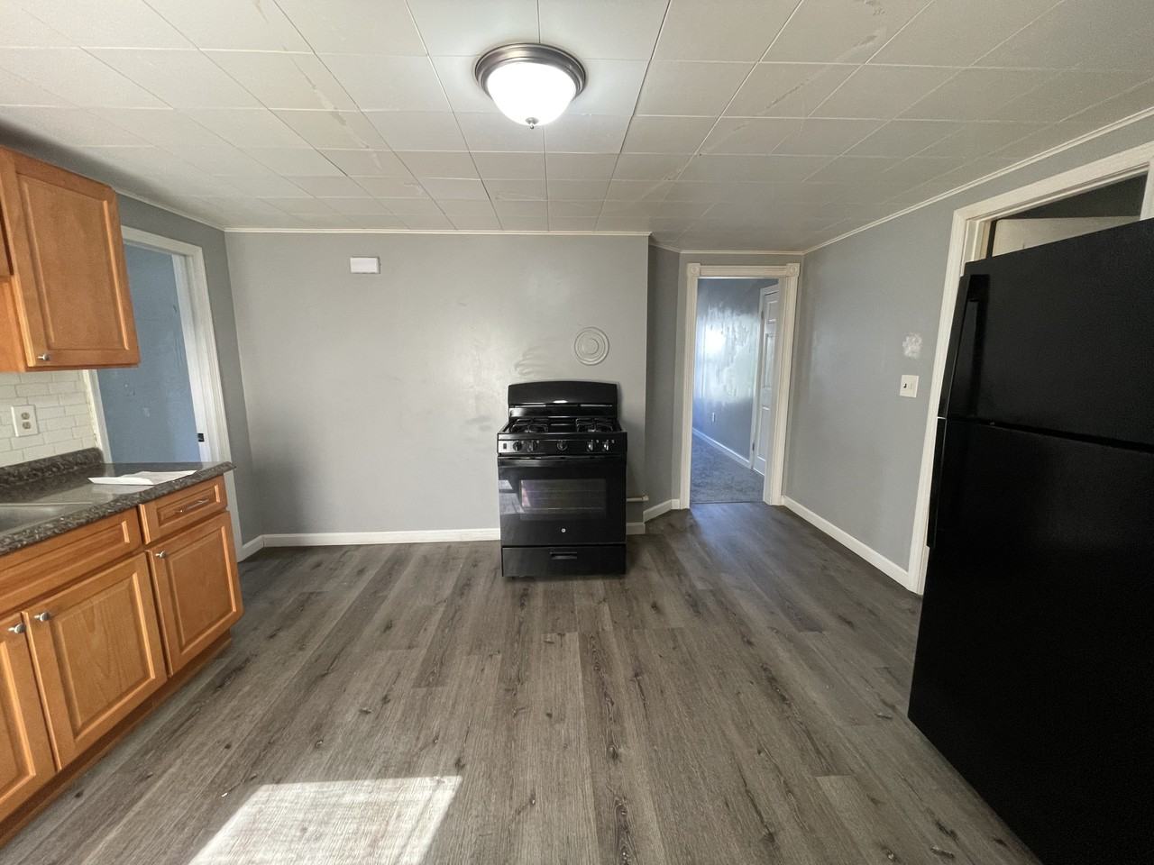 93 Whipple St #1 - Photo 2 of 6