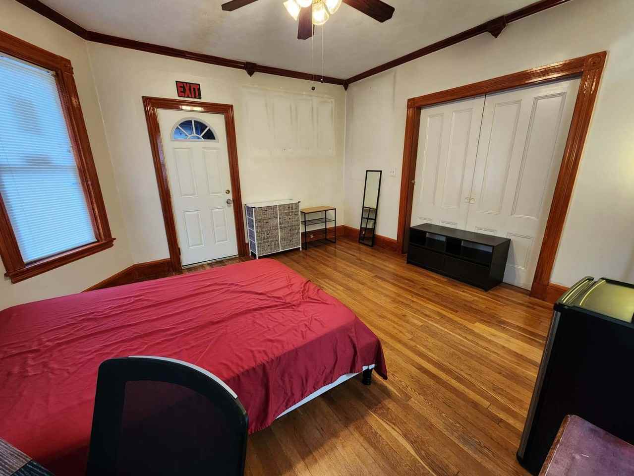 8 Price St - Photo 2 of 13