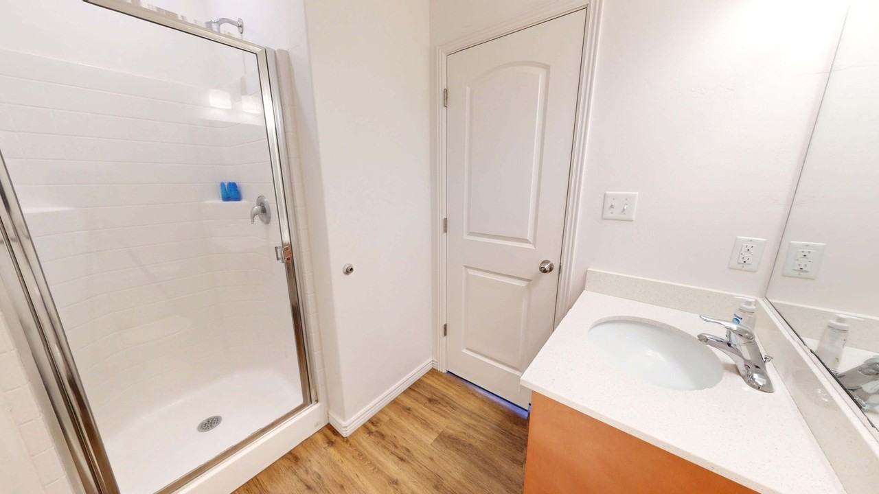 Cedar Pointe Student Housing - Photo 7 of 50