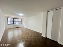 E 16th St #4F - Photo 1 of 1