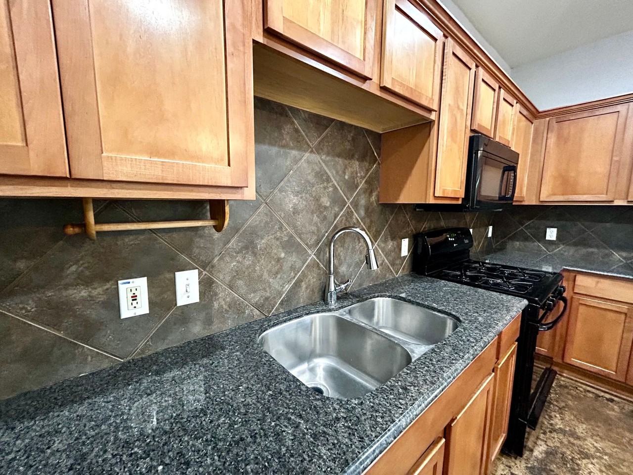 408 Nelray Blvd - Photo 6 of 22