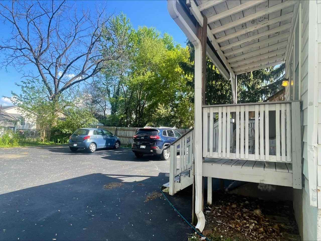 2043 S Shelby St - Photo 2 of 2