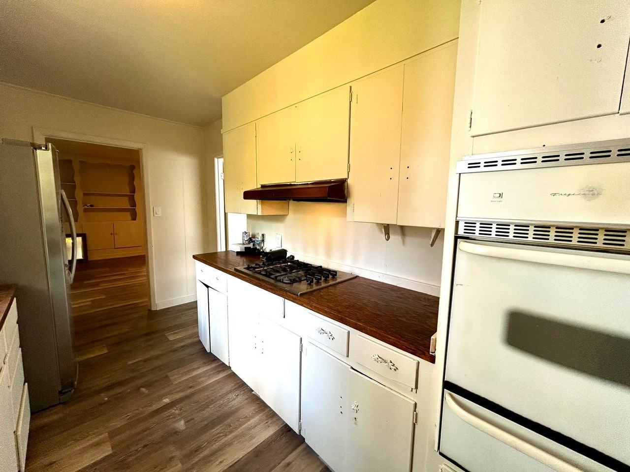 3304 Tom Green St - Photo 7 of 24