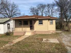 324 15th Ave W - Photo 1 of 1