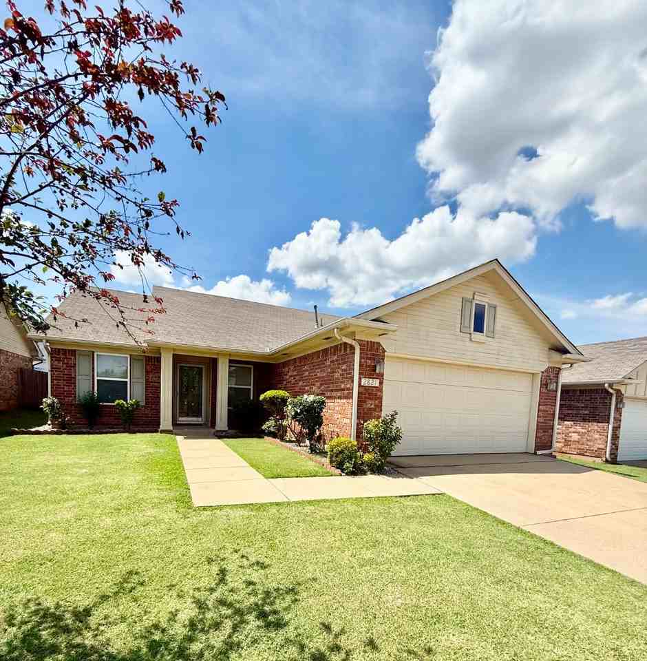 2821 Fennel Rd - Photo 2 of 20