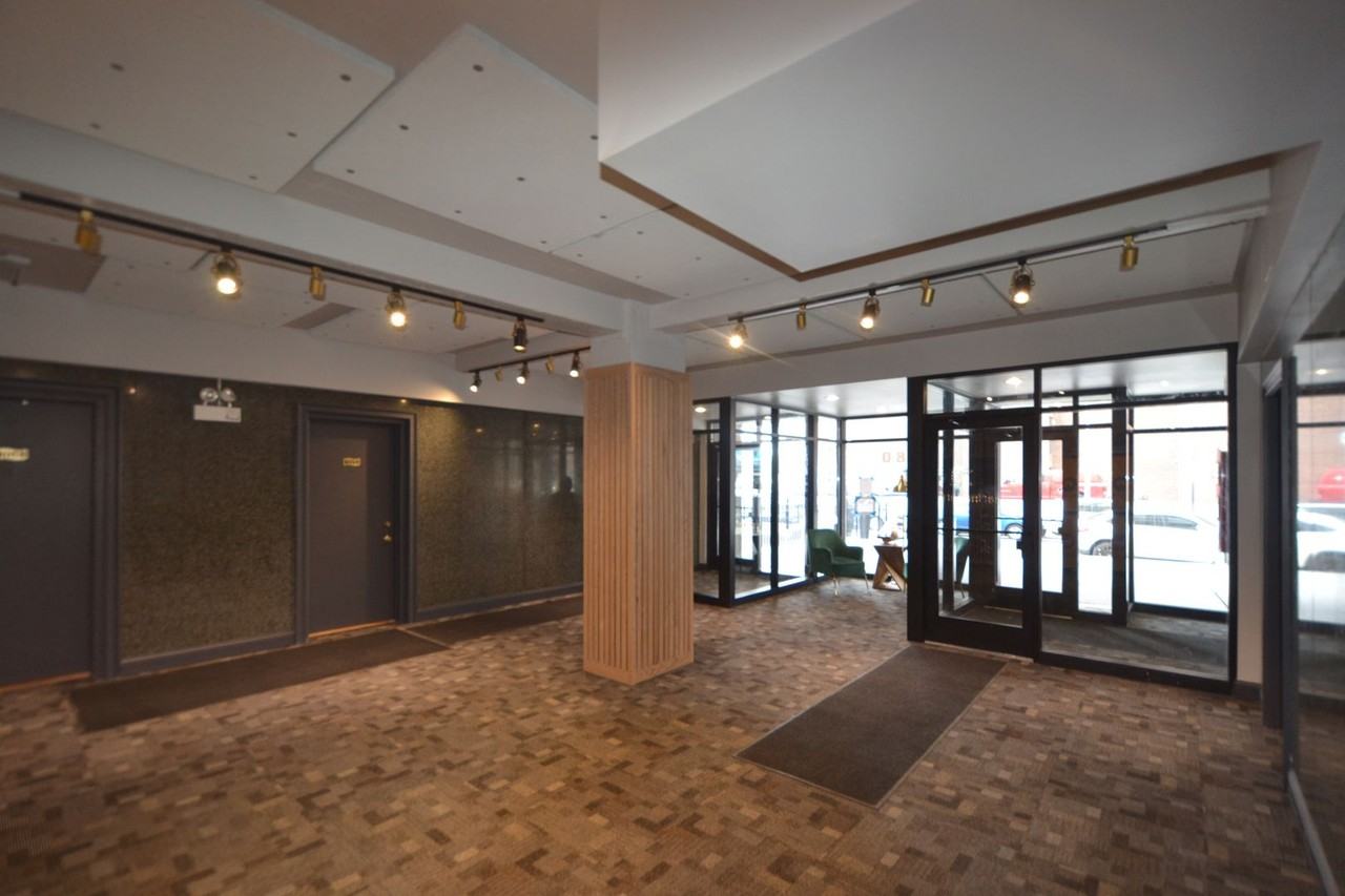 4180 Marine Terrace Apartments - Photo 4 of 12