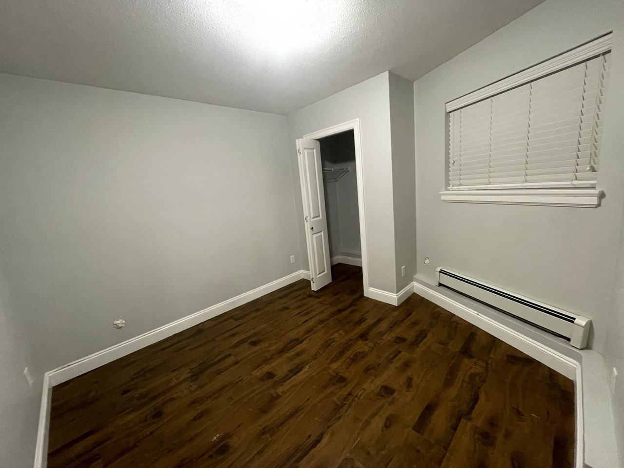 14585 59A Avenue #1 BEDROOM - Photo 2 of 6