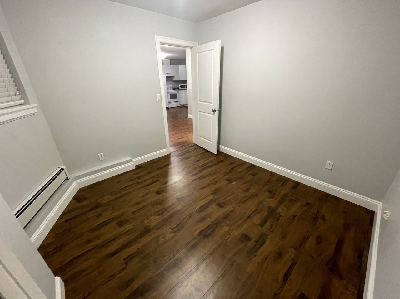 14585 59A Avenue #1 BEDROOM - Photo 6 of 6