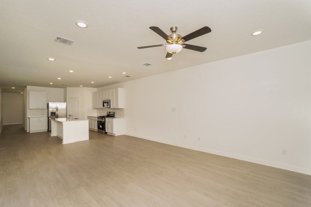 610 Kayden Ct - Photo 5 of 16