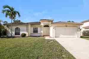 featured image of 103 Cocoplum Cir
