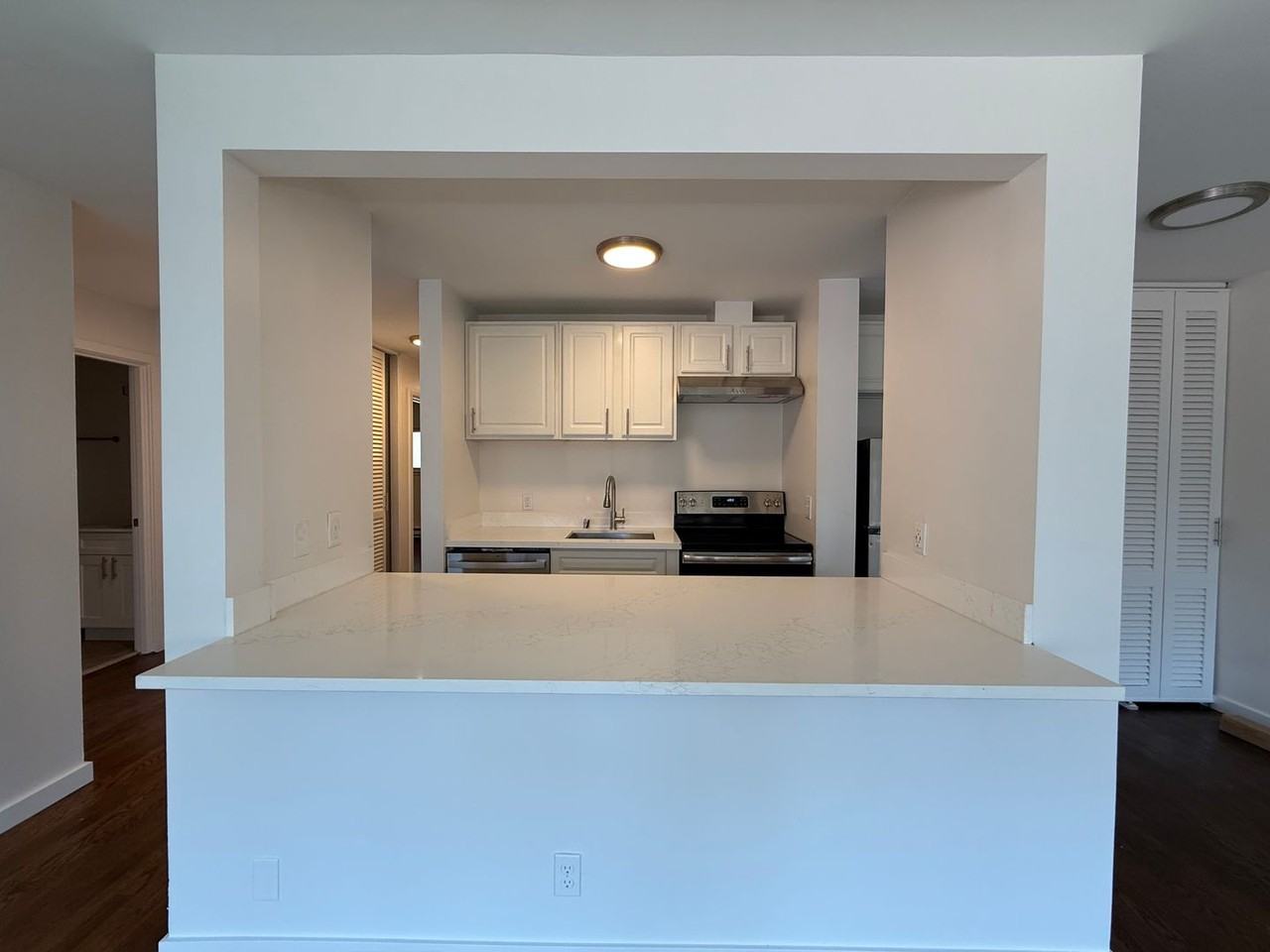 1000 1st Ave W - Photo 5 of 45