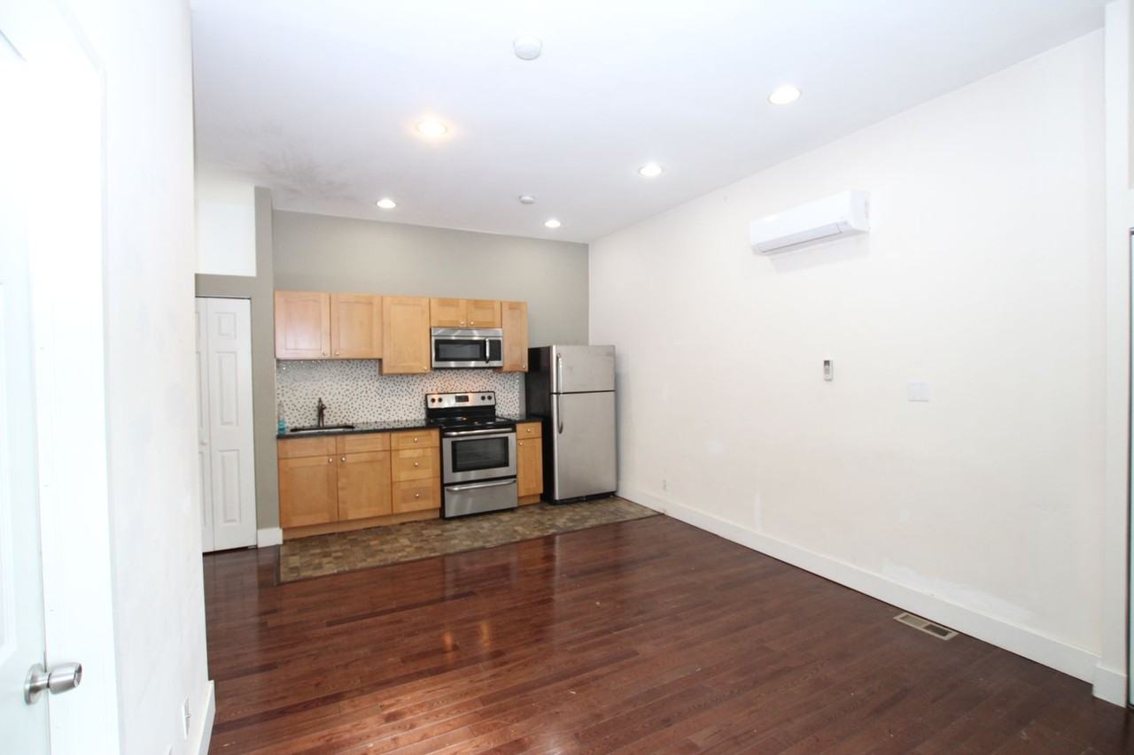 829 N 26th St ## 1f - Photo 5 of 7