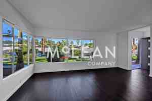 featured image of 641 N Palm Canyon Dr