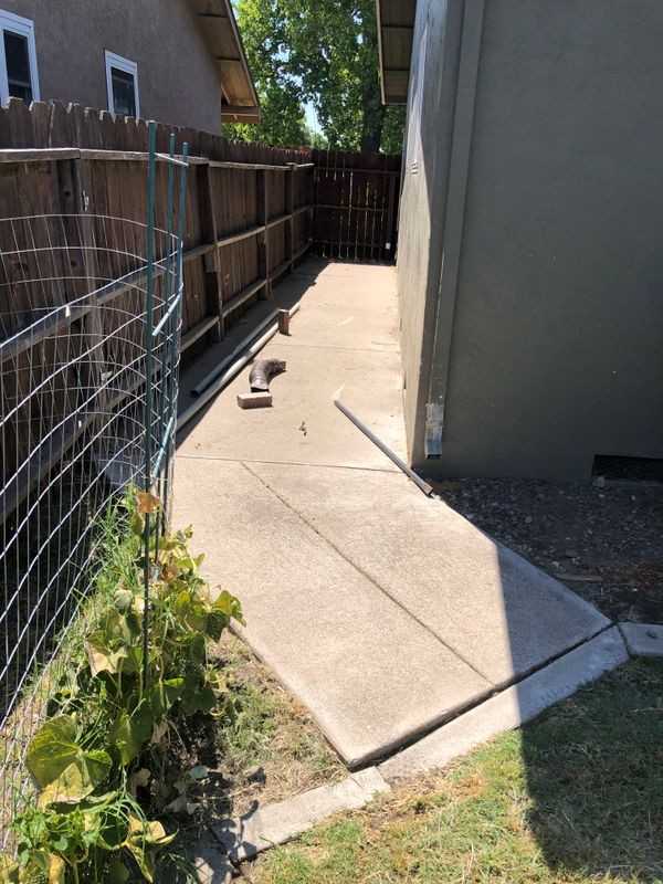 249 E Los Felis Ave - Photo 5 of 13