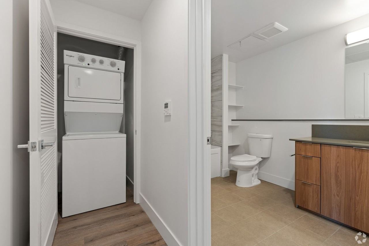 301 D St Apatments - Photo 7 of 34