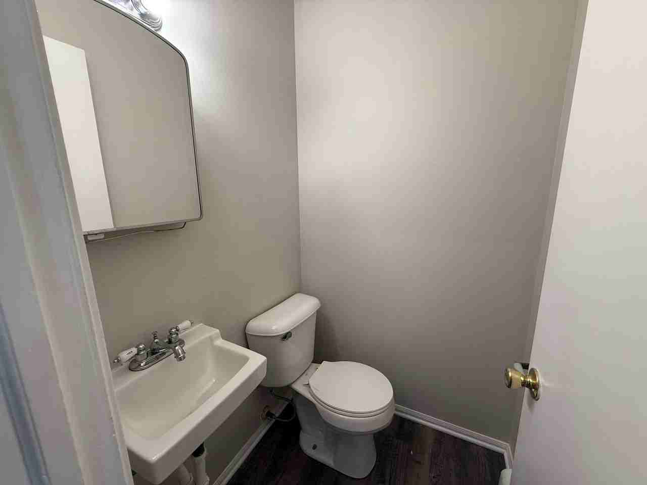 2860 Taft Ave Sw - Photo 3 of 11