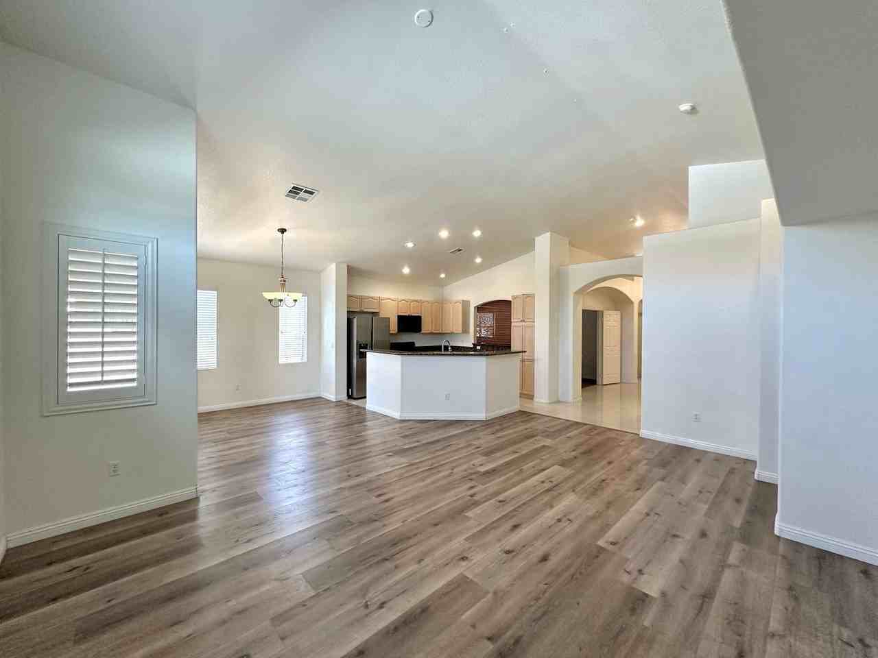 6781 Graceda St - Photo 3 of 21