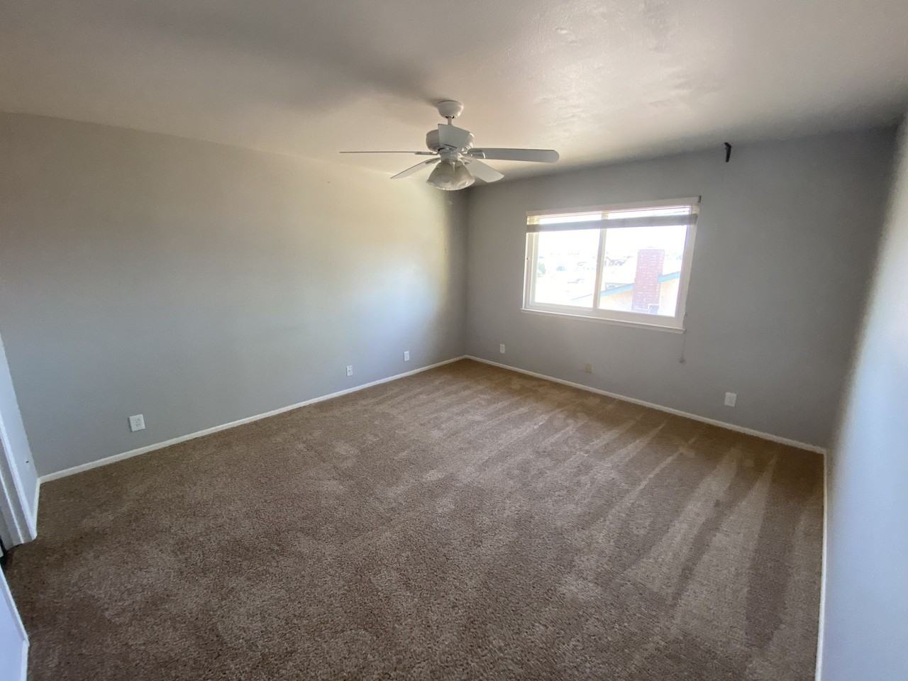 109 Hercules Ave - Photo 2 of 16