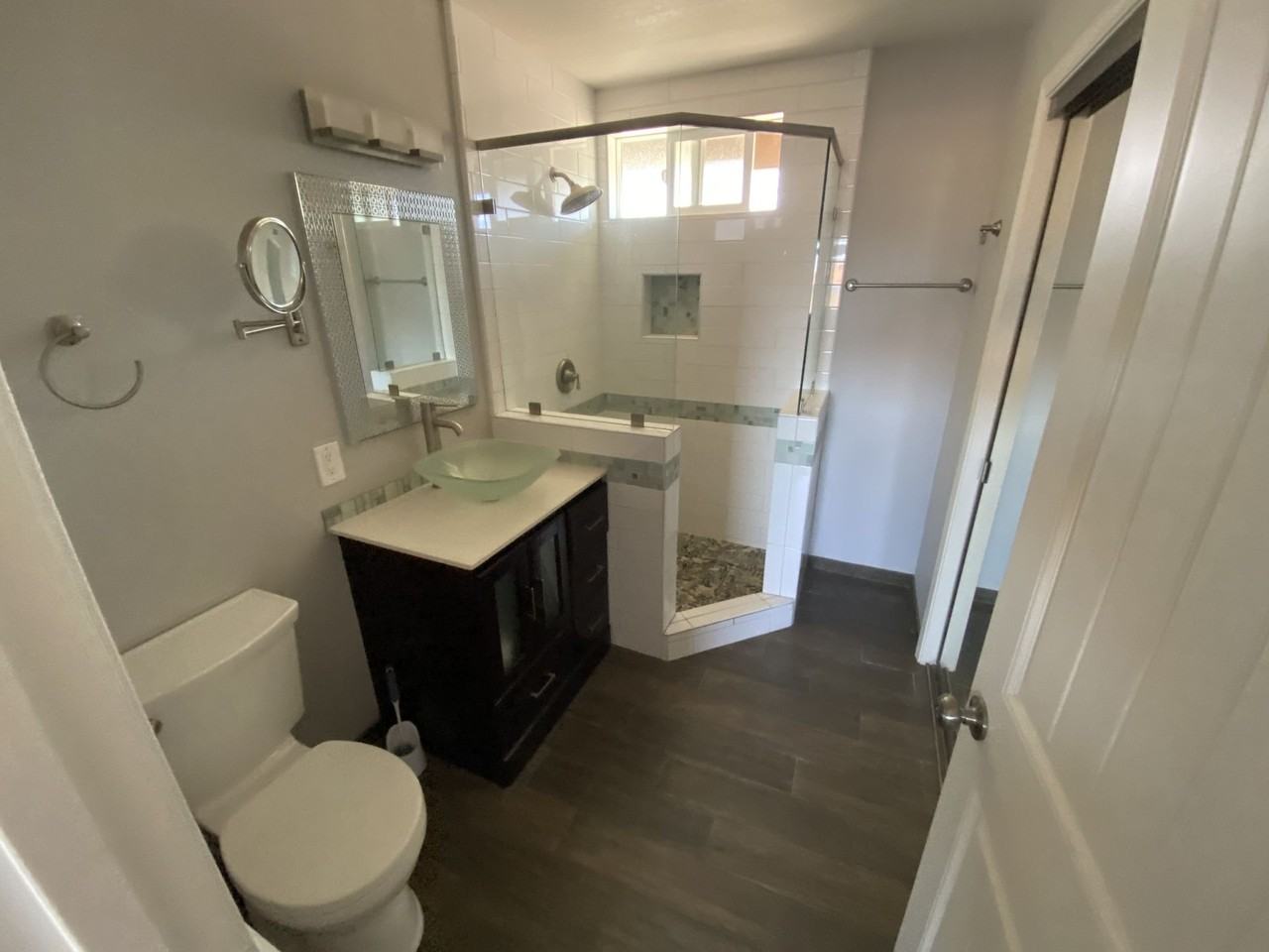 109 Hercules Ave - Photo 3 of 16