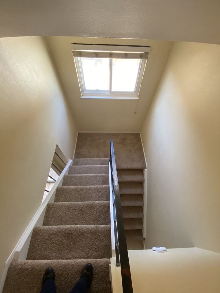 109 Hercules Ave - Photo 6 of 16