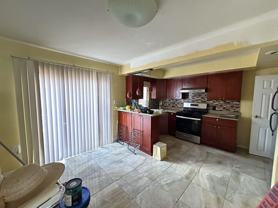 727 Johnston St - Photo 1 of 1