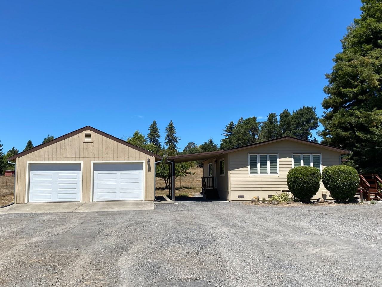 1552 Cunningham Rd - Photo 2 of 29