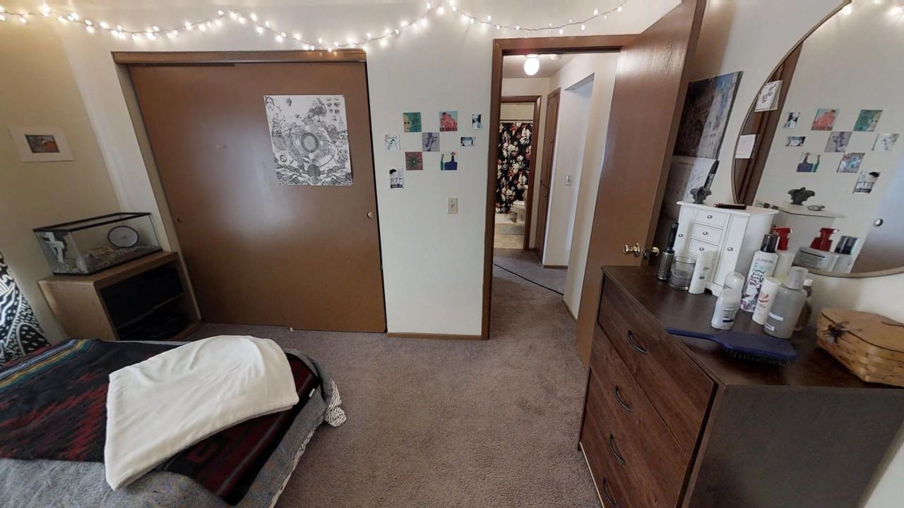 353 Campus Apartments - Photo 7 of 11