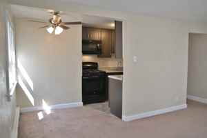 featured image of 104 N Madison St