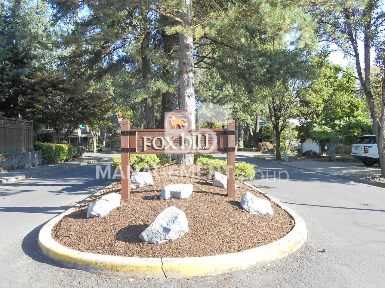 19800 Sw 57th Ave - Photo 2 of 19