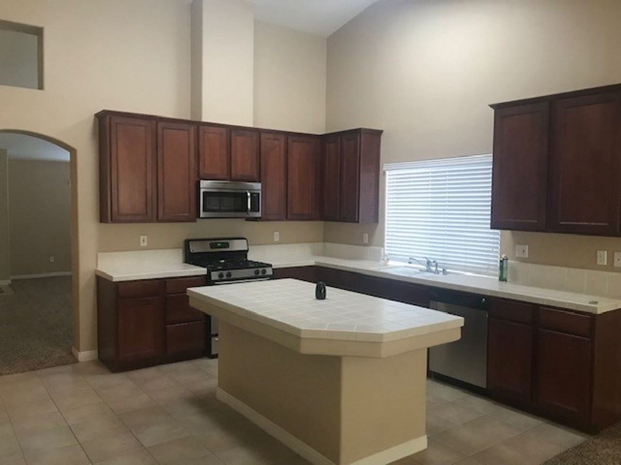 12015 Copernicus Ave - Photo 2 of 8