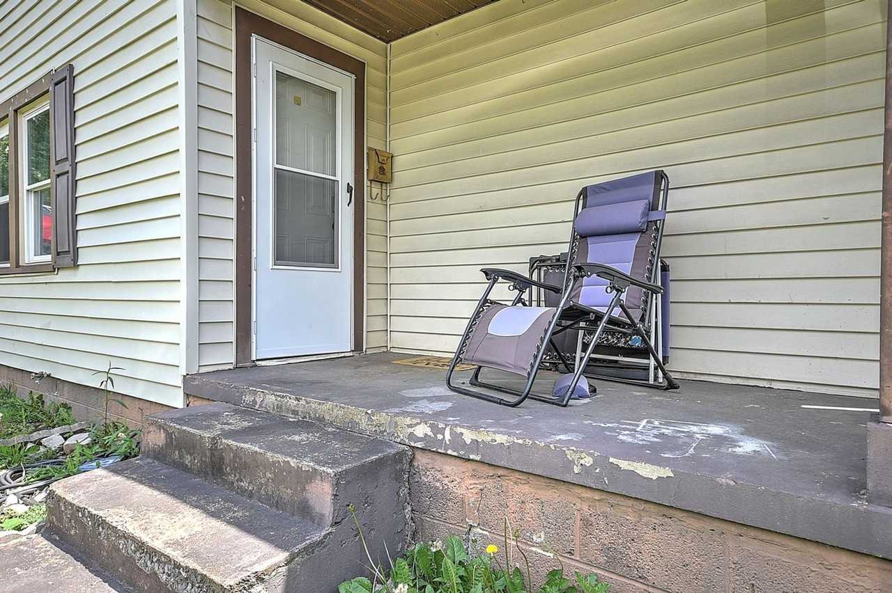 2913 Ashley St - Photo 2 of 22