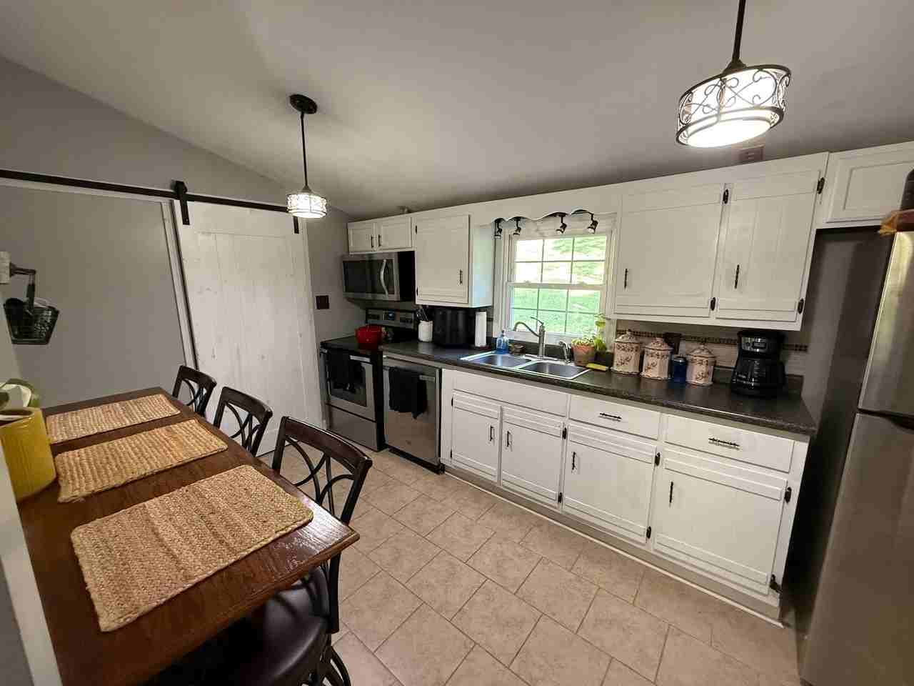 10357 Goldspier Dr - Photo 2 of 27
