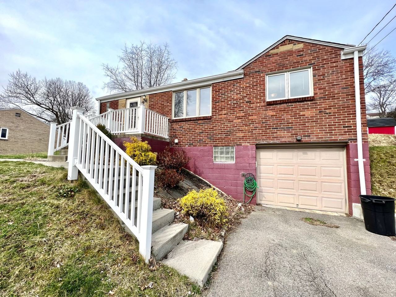 19 Kenwood Dr - Photo 2 of 42