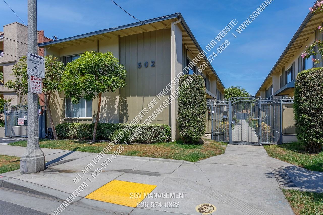 Orange Point Apartments, 500 - Photo 4 of 7