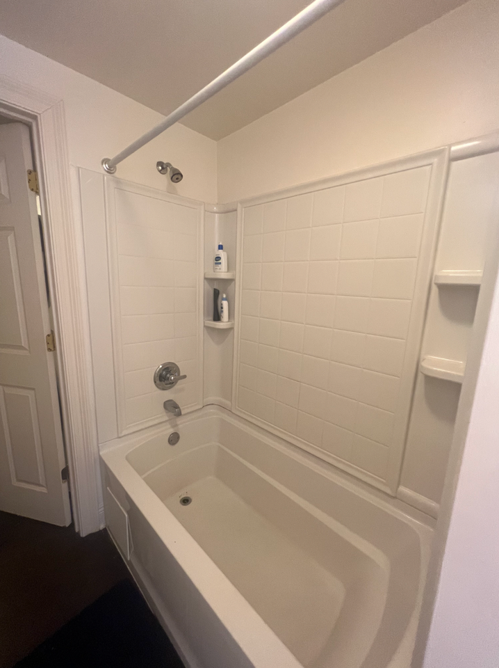 1601 Broadway St Bsmt Left - Photo 7 of 10