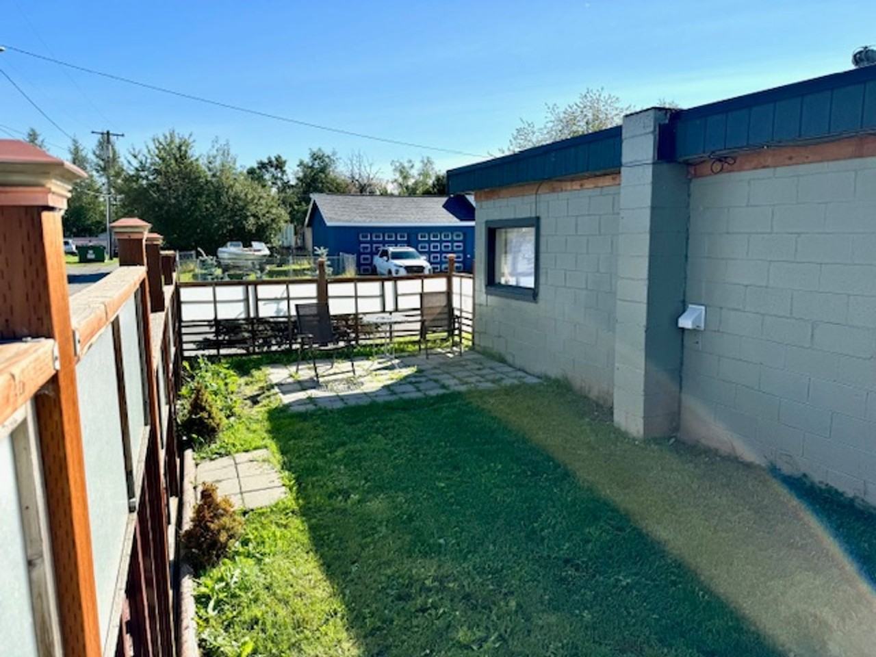 1115 E 14th Ave - Photo 3 of 23