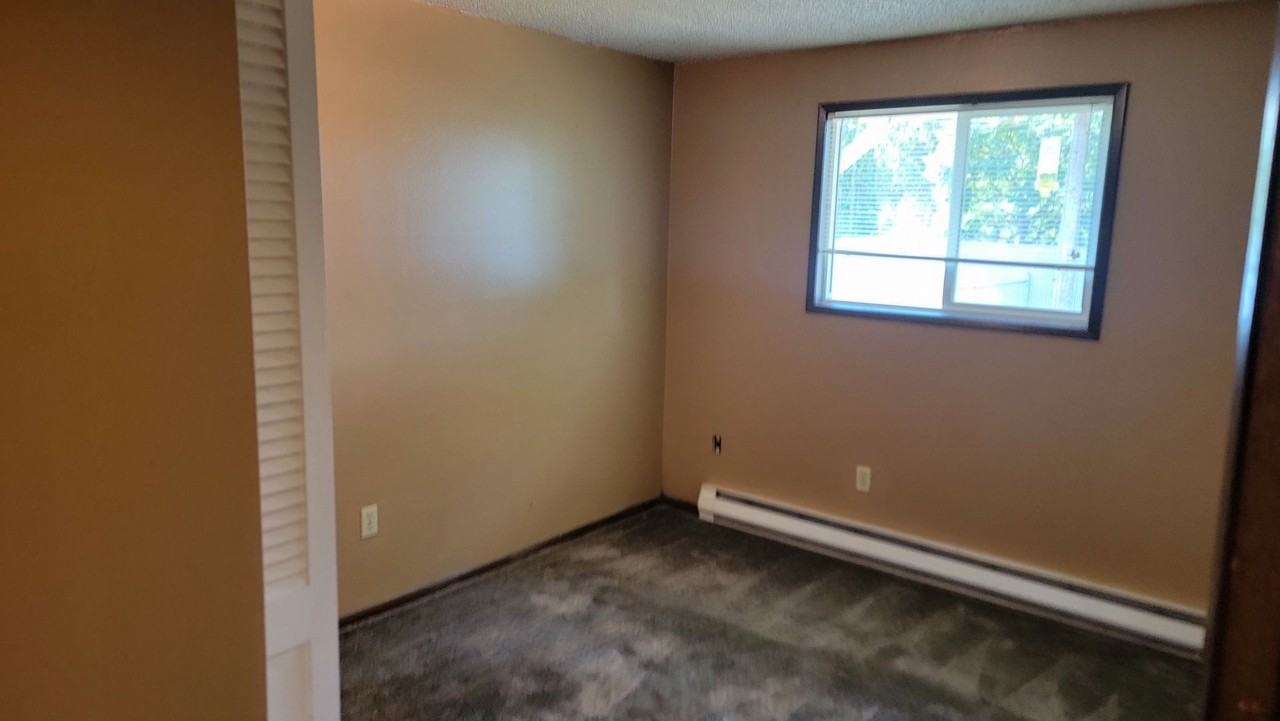 8810/8812 E Micheilli Place - Photo 7 of 16