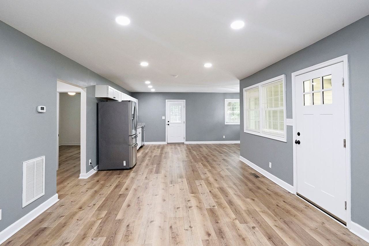 3431 Watts Psge - Photo 2 of 19