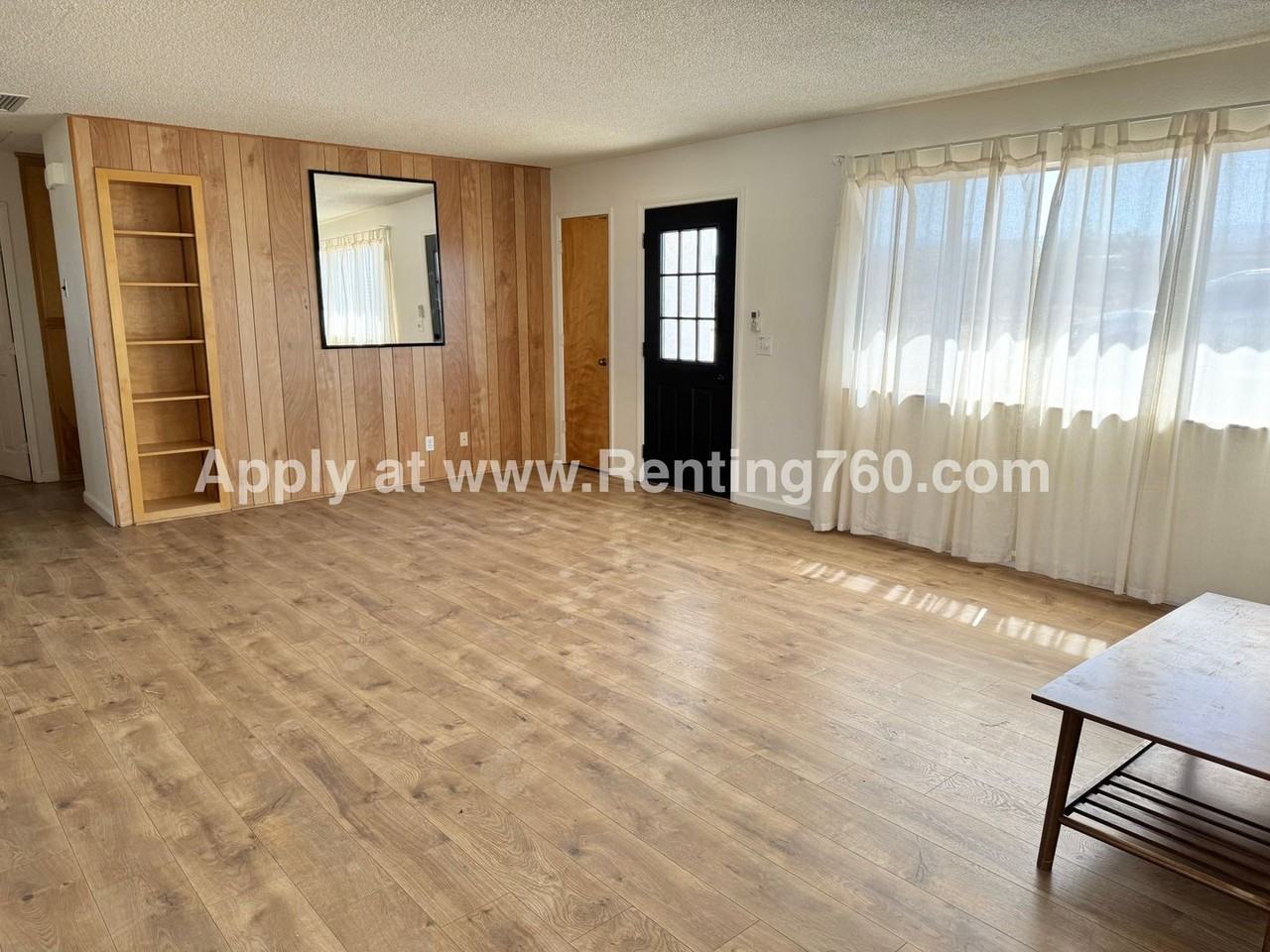 331 Lloyd Ln - Photo 2 of 28