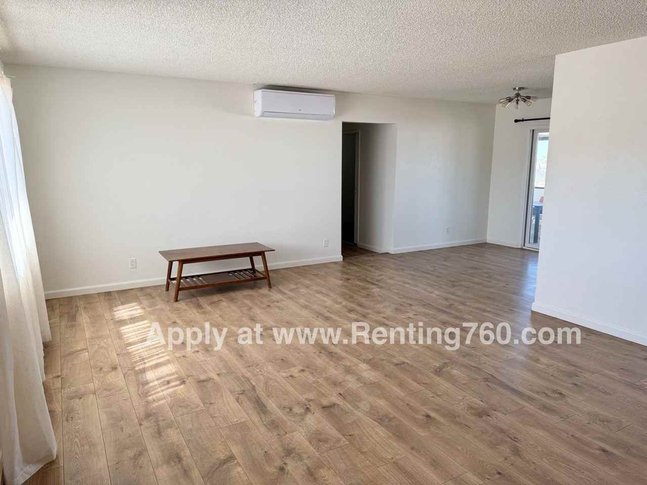 331 Lloyd Ln - Photo 4 of 28