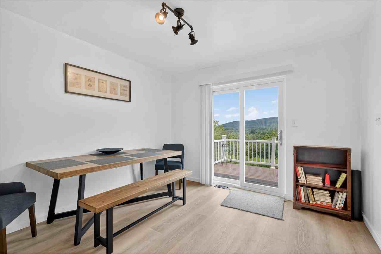 33 Darin Rd - Photo 6 of 32