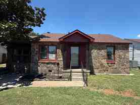 203 W Dale St - Photo 1 of 1