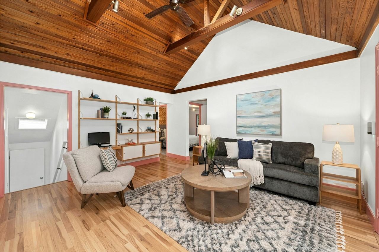 7141 47th Ave Sw - Photo 5 of 27