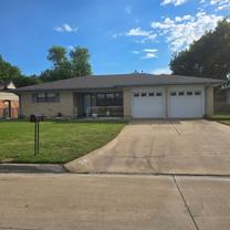 312 Nw Compass Dr - Photo 1 of 1